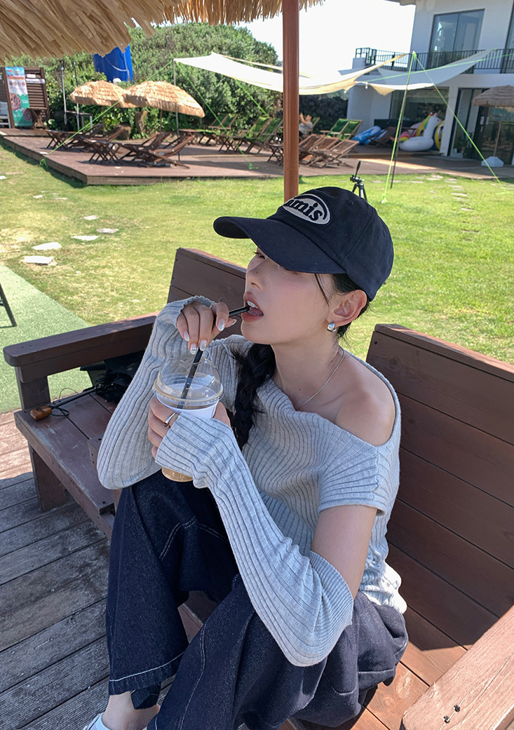 アームウォーマー付きリブトップス