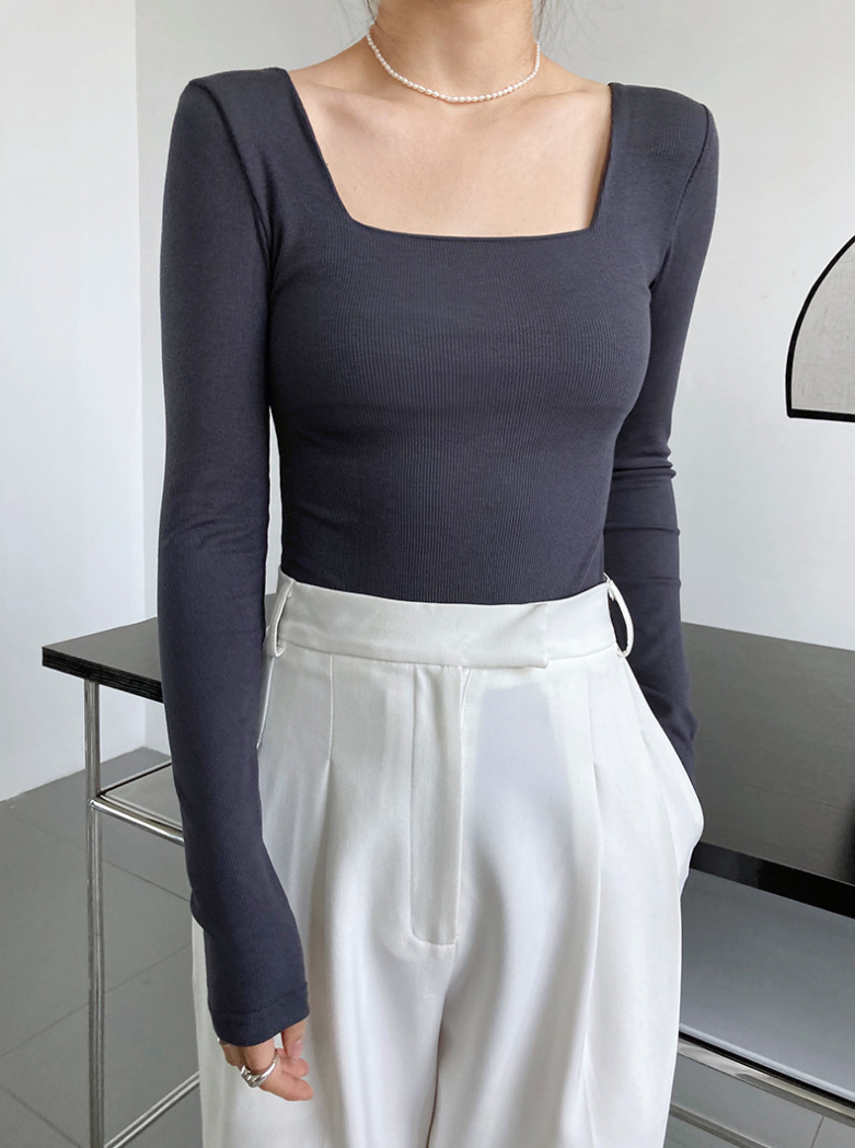 スクエアネックスリムカットソー