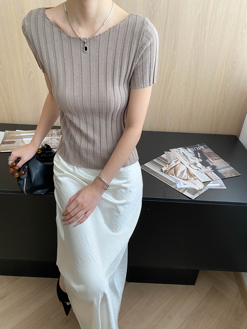 ベーシックワイドリブニット