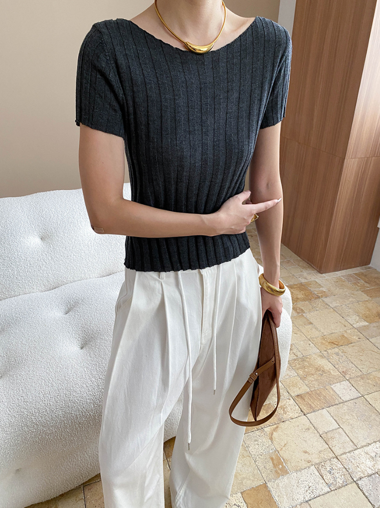 ベーシックワイドリブニット