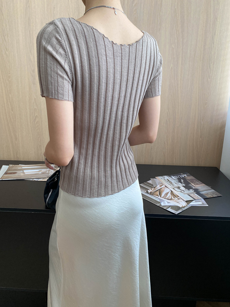 ベーシックワイドリブニット