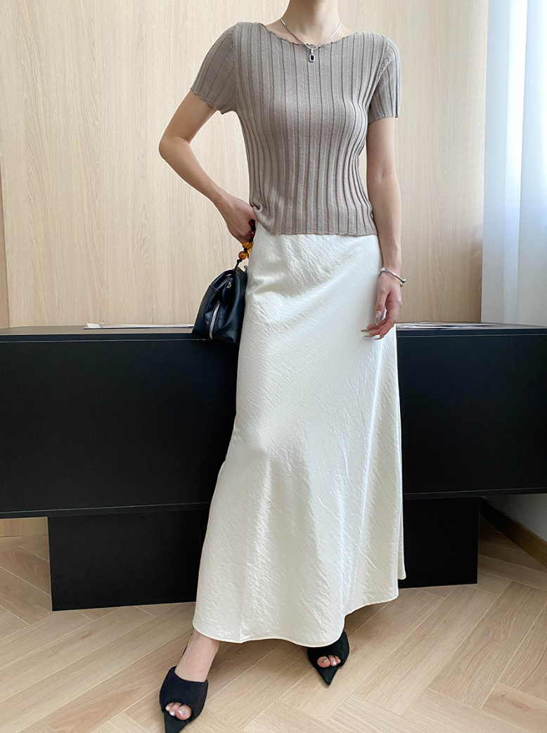 ベーシックワイドリブニット