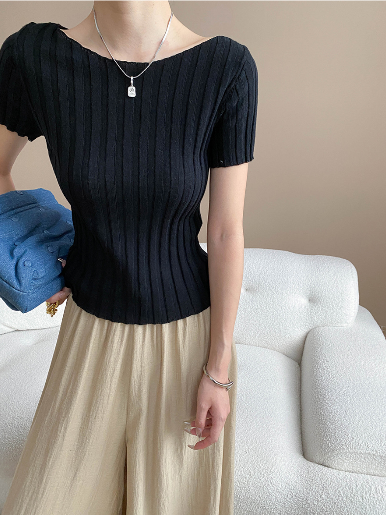 ベーシックワイドリブニット