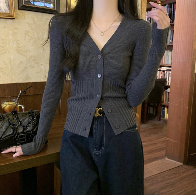 リブニット Vネックカーディガン