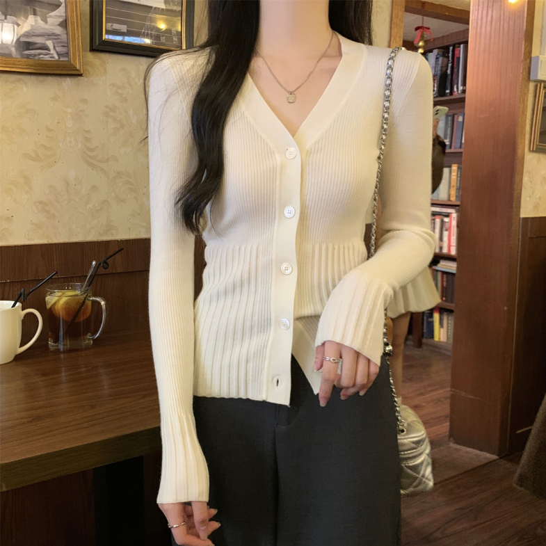 リブニット Vネックカーディガン
