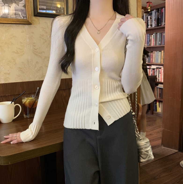 リブニット Vネックカーディガン