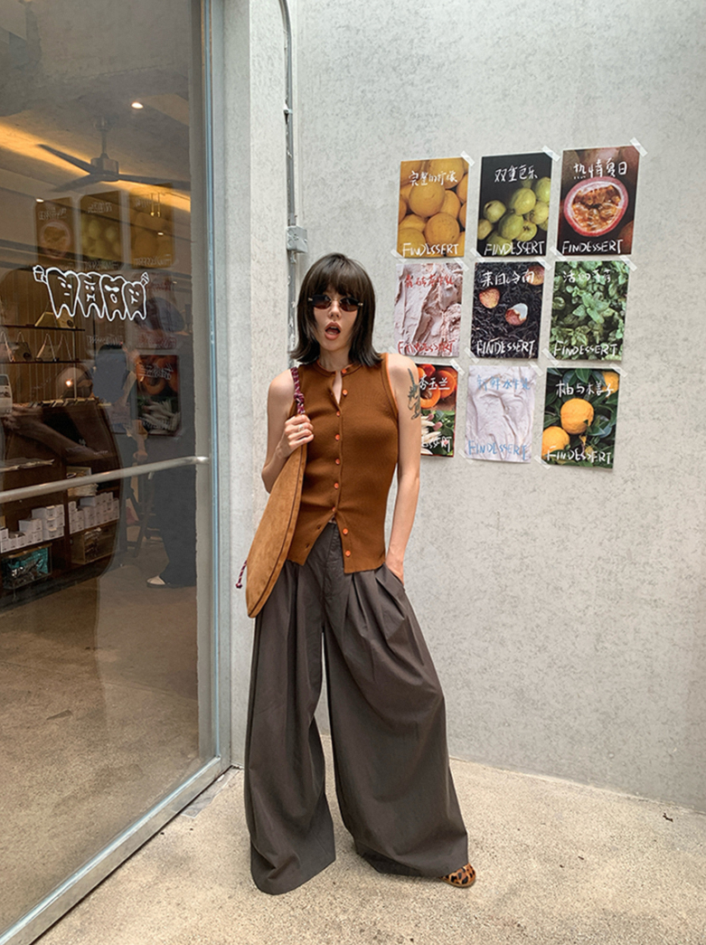 ノースリーブリブニットカーディガンベスト