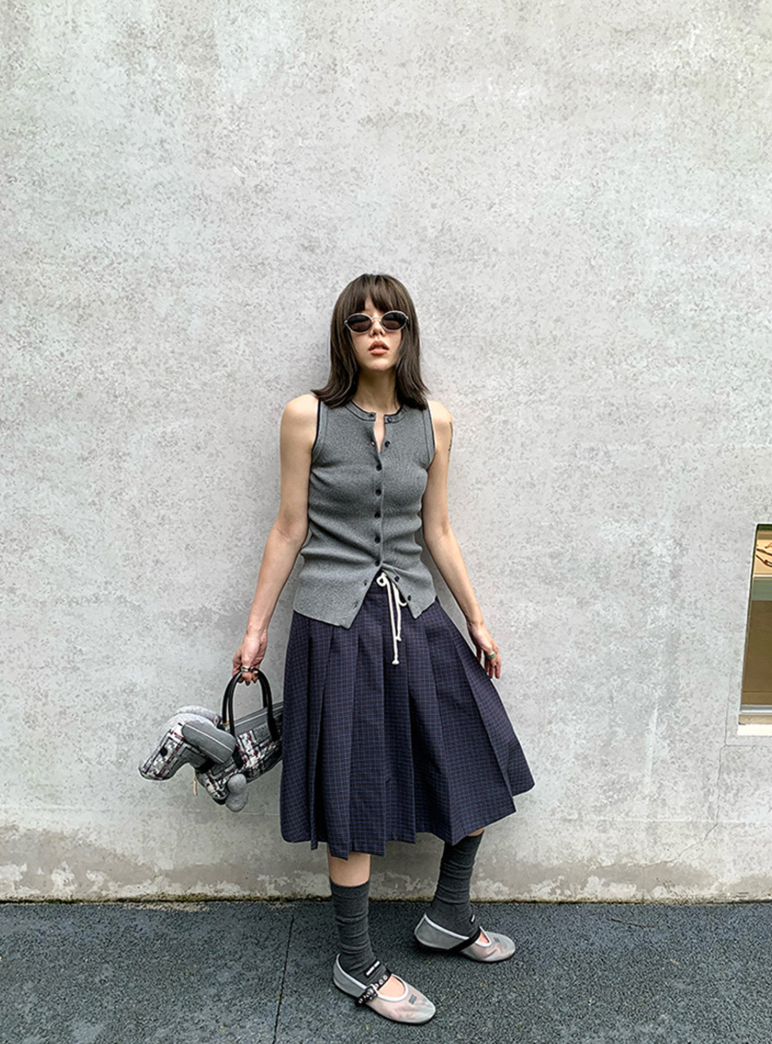 ノースリーブリブニットカーディガンベスト