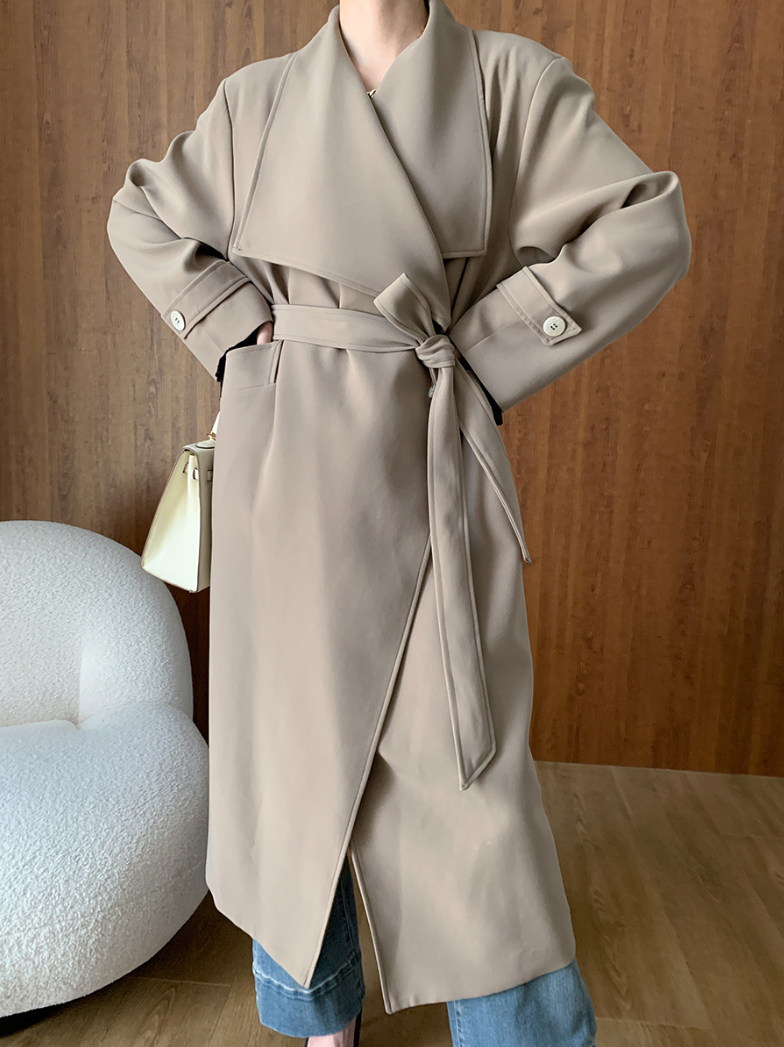 ラペルカラーベルト付きロングトレンチコート