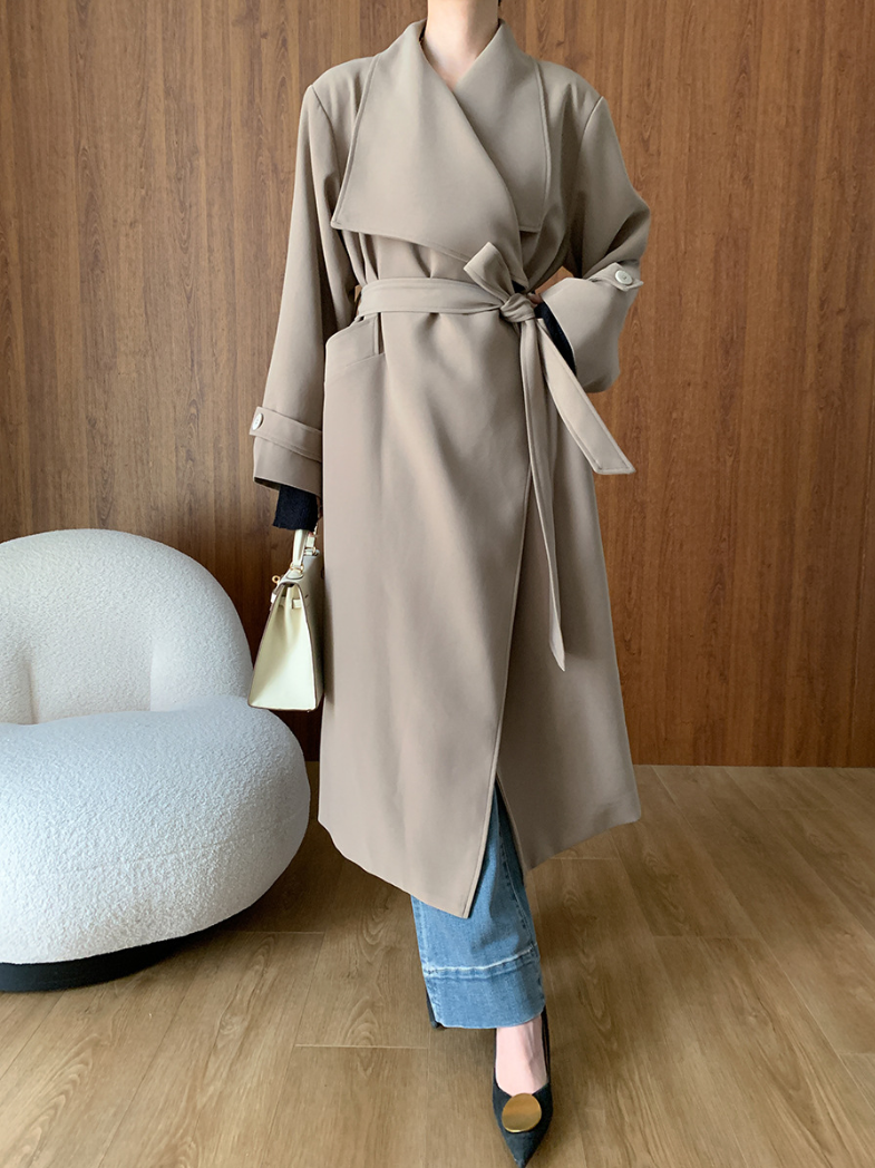 ラペルカラーベルト付きロングトレンチコート
