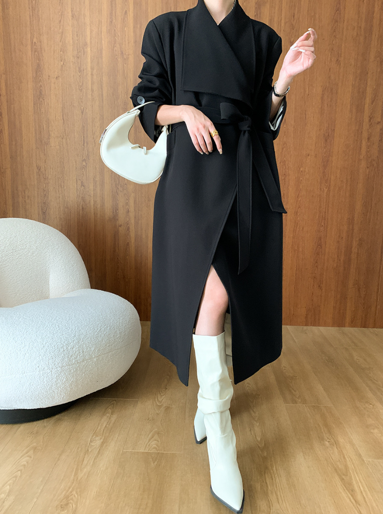 ラペルカラーベルト付きロングトレンチコート