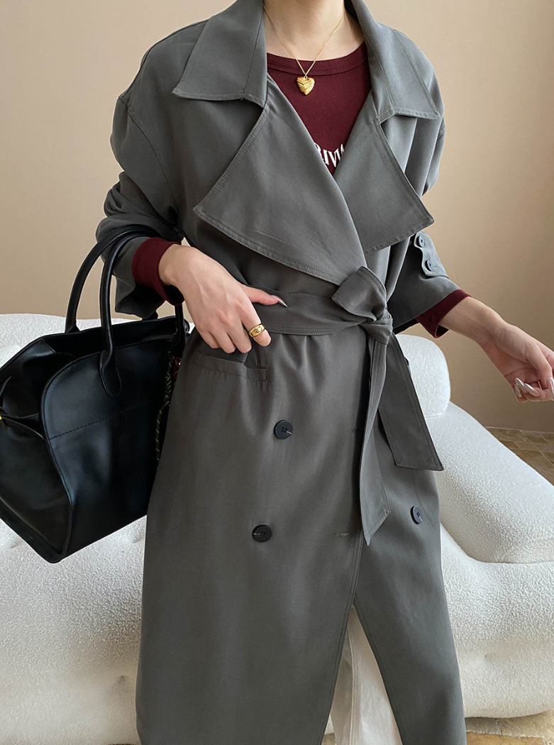 ダブルボタンロングトレンチコート