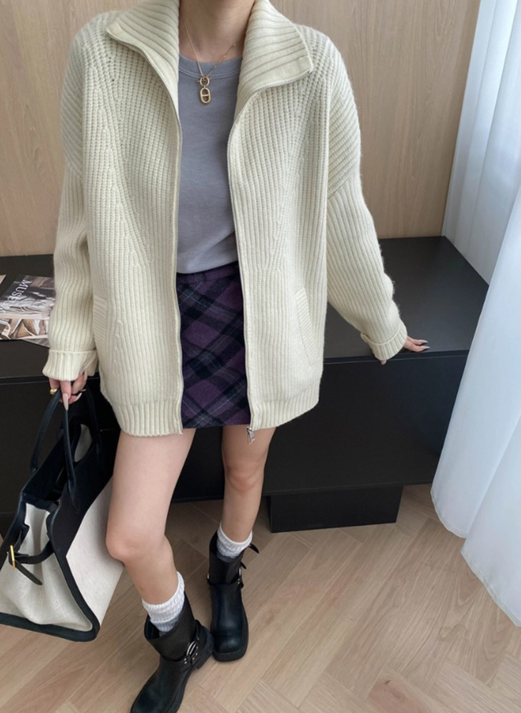 ハイネックジップアップニットカーディガン