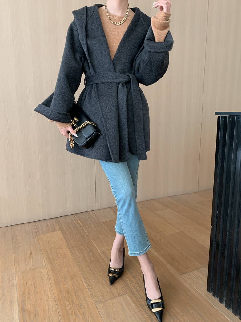 フード付きショートコート