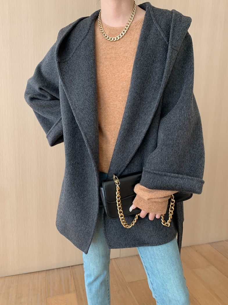 フード付きショートコート