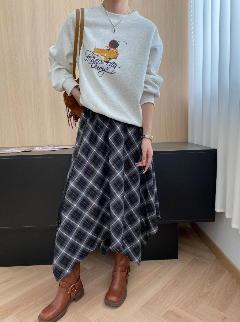 ヴィンテージ刺繍スウェットプルオーバー