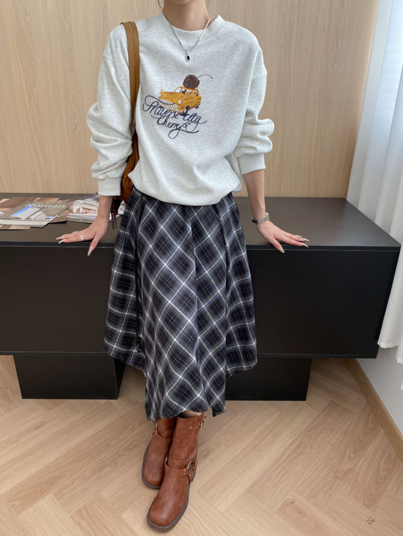 ヴィンテージ刺繍スウェットプルオーバー