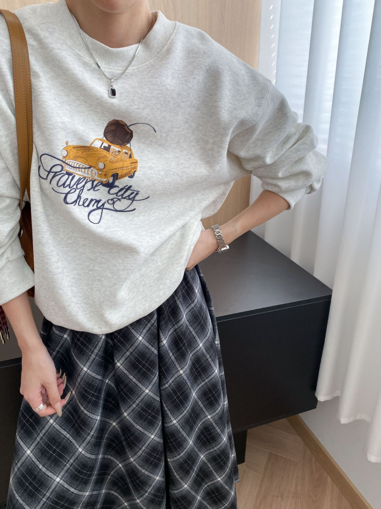 ヴィンテージ刺繍スウェットプルオーバー