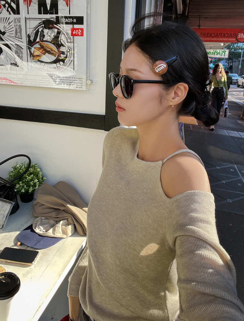 アシメショルダーニットトップス