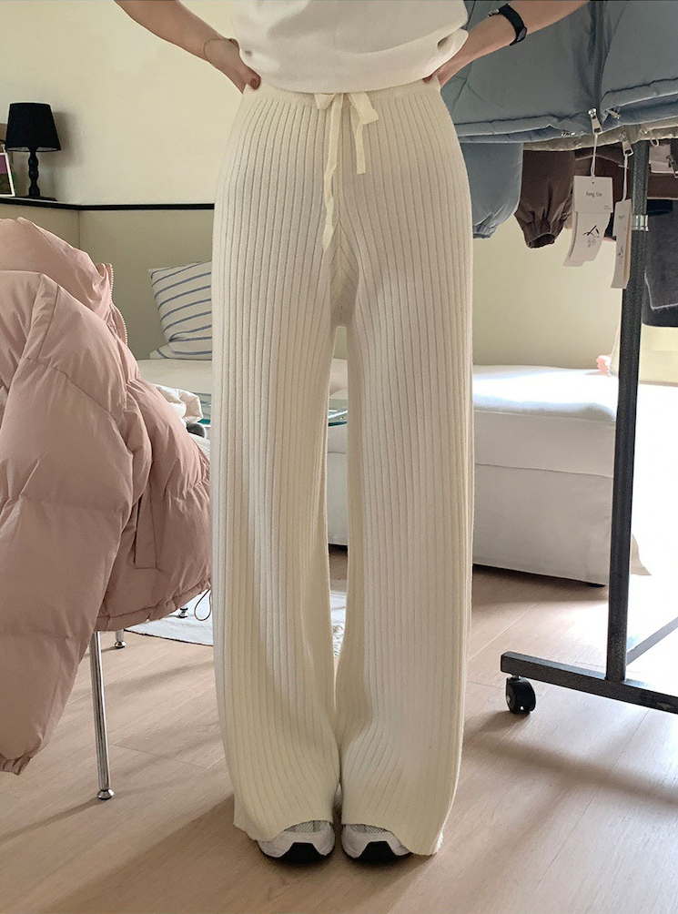 リブニットワイドパンツ