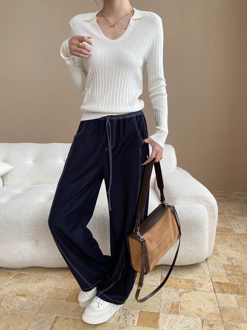 Vネックカラースリムリブニット