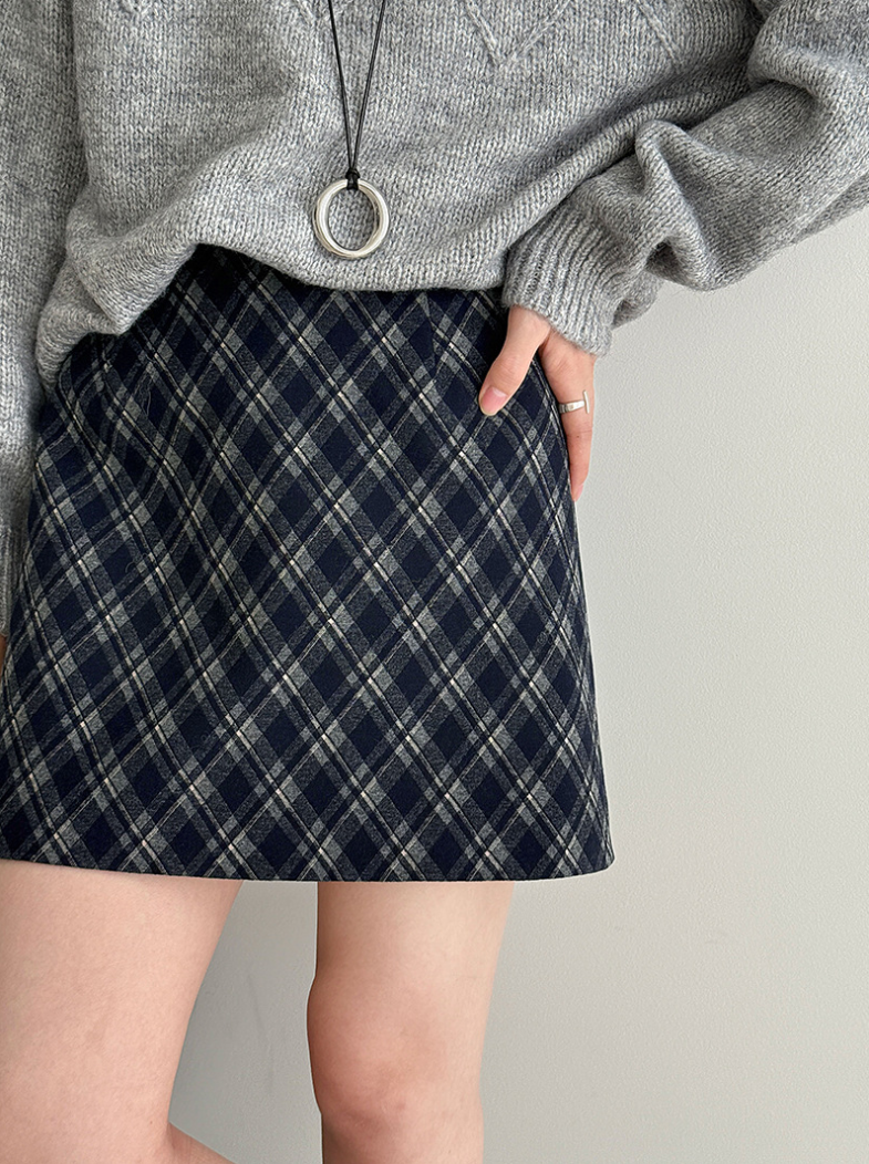 チェックAラインミニスカート