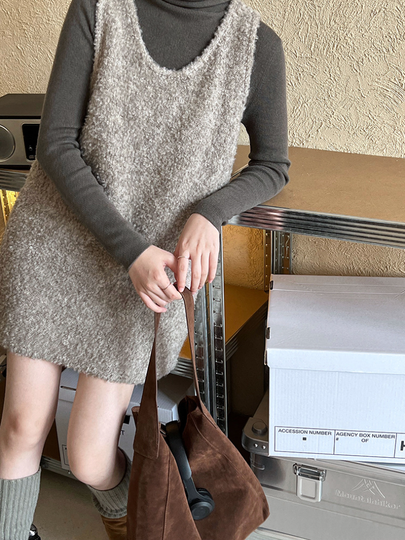 ボアタッチニットベストワンピース