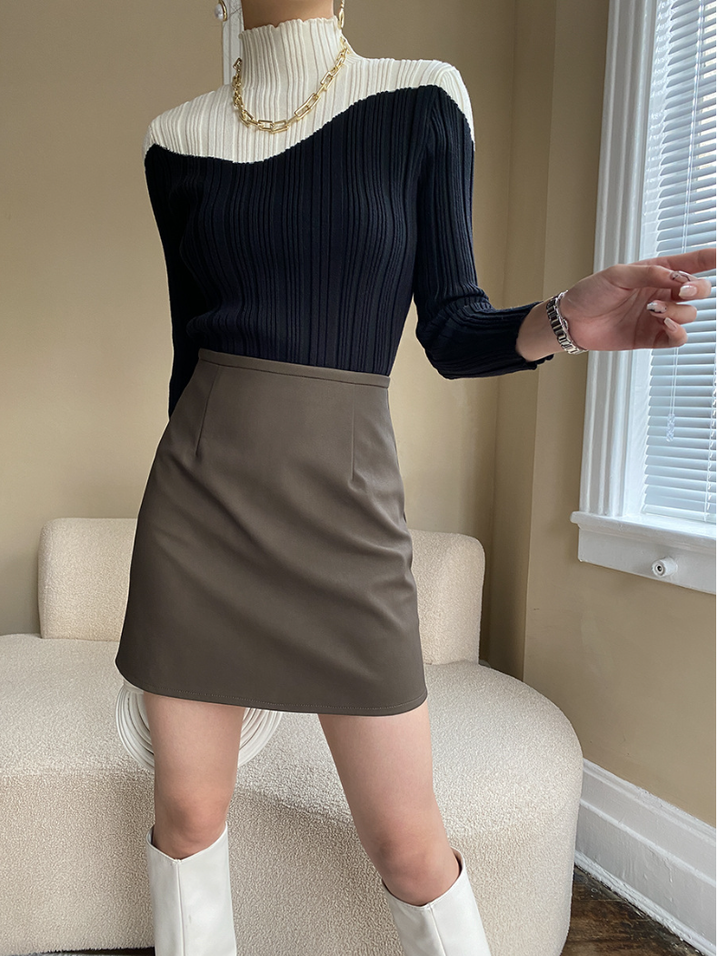 フェイクレザーミニスカート