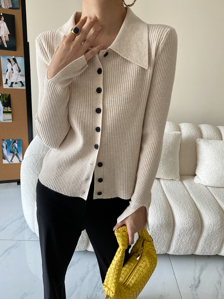 ワイドカラーニットカーディガン