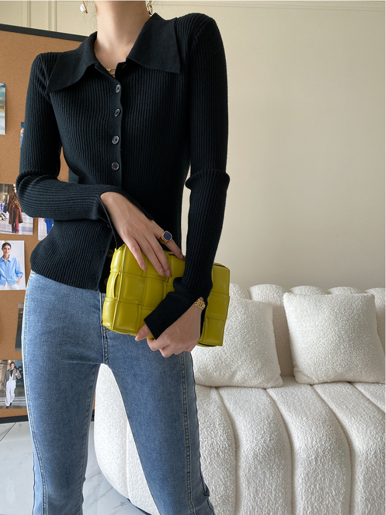 ワイドカラーニットカーディガン