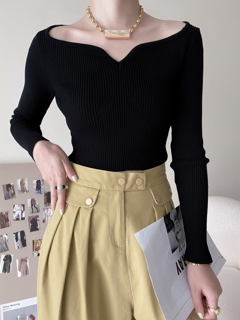 カーブネックリブニットトップス