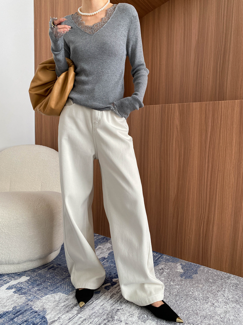 レーストリムVネックリブニット