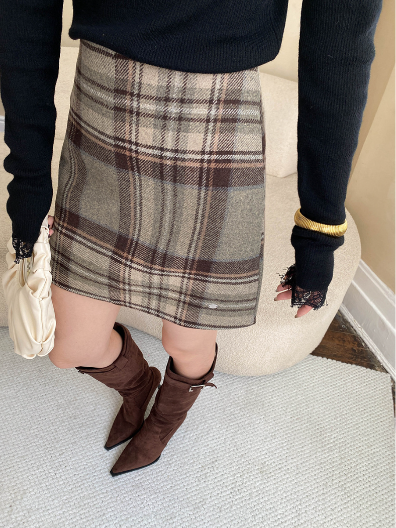 チェックツイードミニスカート