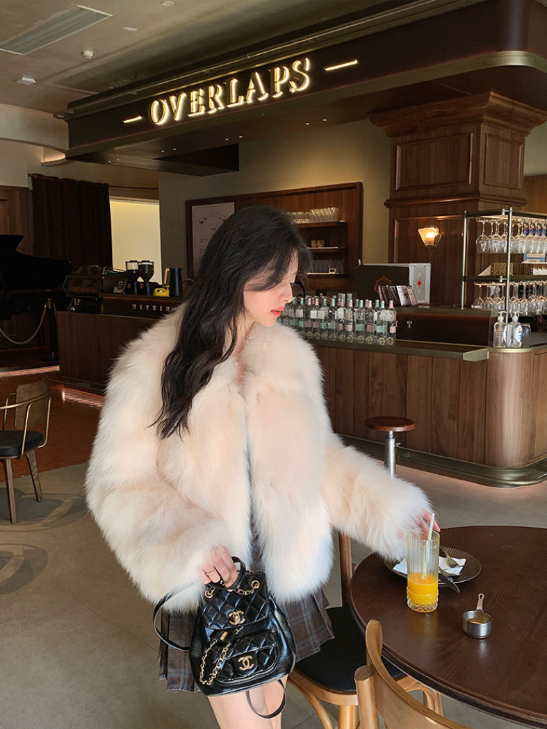 【11/7(金)PM12:00~販売START】フェイクファーショートジャケット