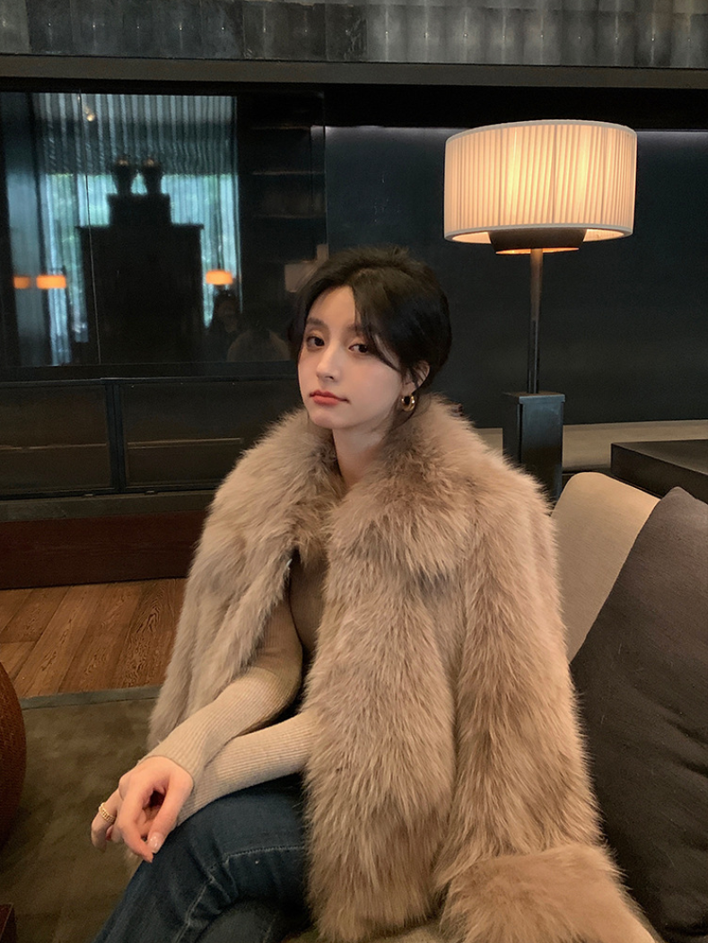 【11/7(金)PM12:00~販売START】フェイクファーショートジャケット