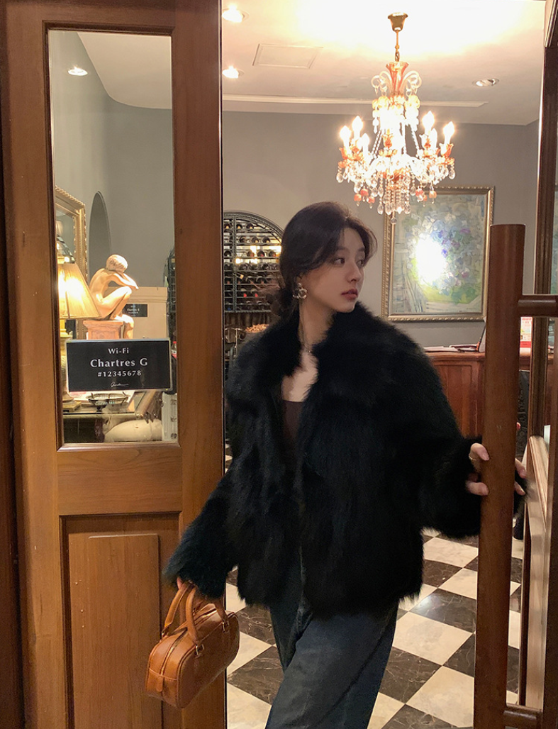 【11/7(金)PM12:00~販売START】フェイクファーショートジャケット