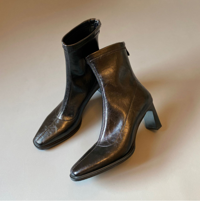 【11/7(金)PM12:00~販売START】フェイクレザーショートブーツ