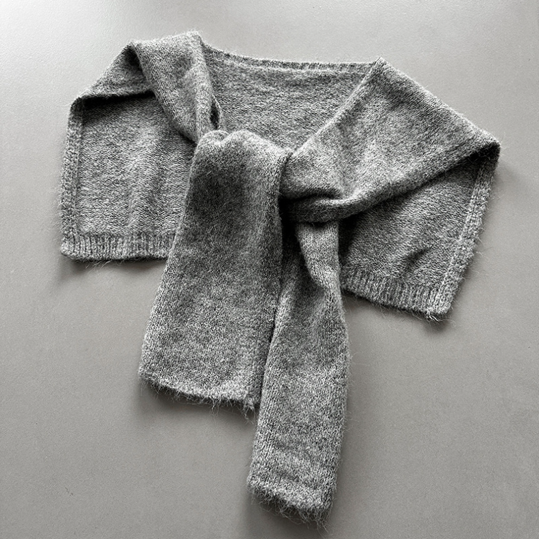 【11/7(金)PM12:00~販売START】ニットショール付きVネックプルオーバー