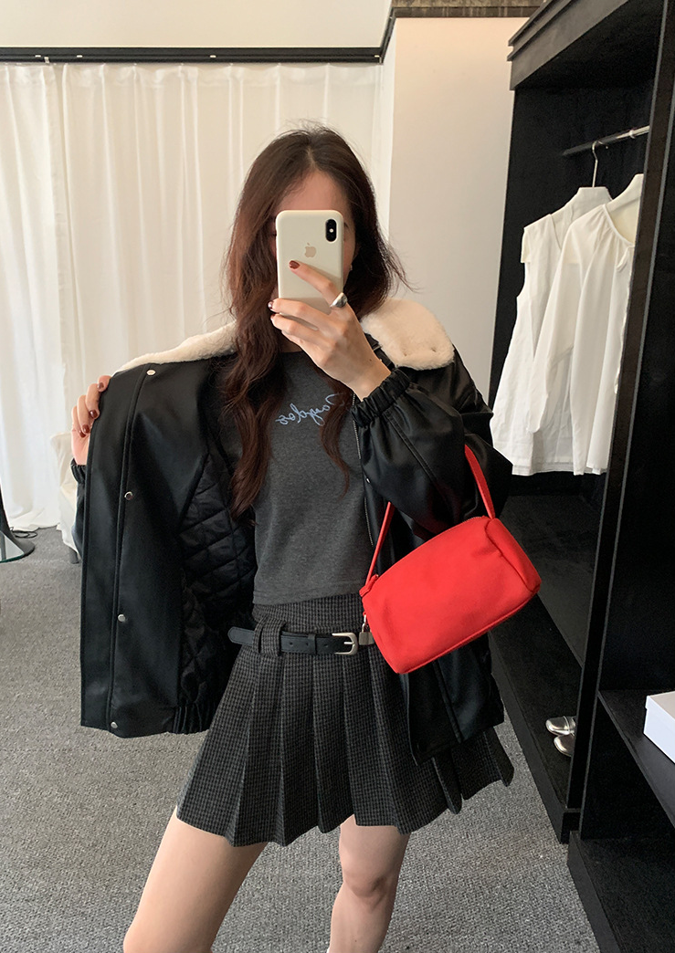 【11/7(金)PM12:00~販売START】ボアカラーフェイクレザーブルゾン