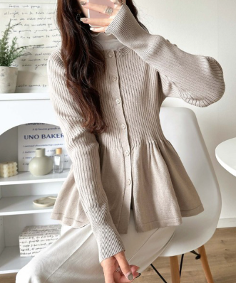 ペプラムリブカーディガン