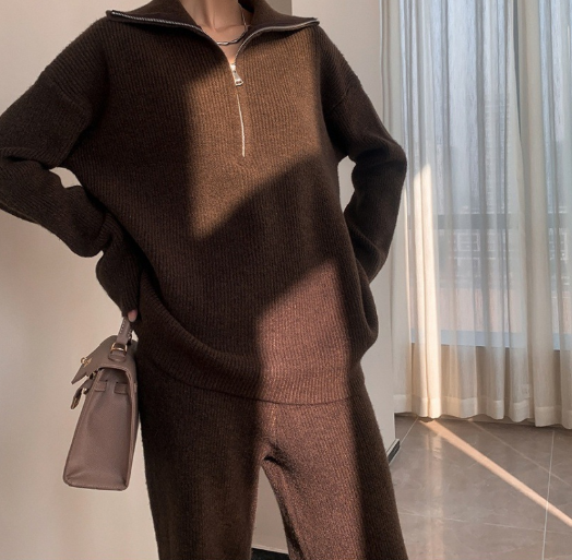 ハーフジップリブニットセットアップ