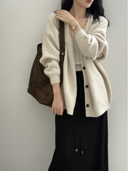 ソフトタッチニットカーデ&レーストリムキャミトップセット