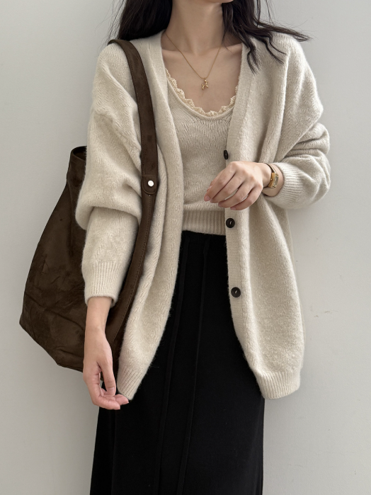 ソフトタッチニットカーデ&レーストリムキャミトップセット