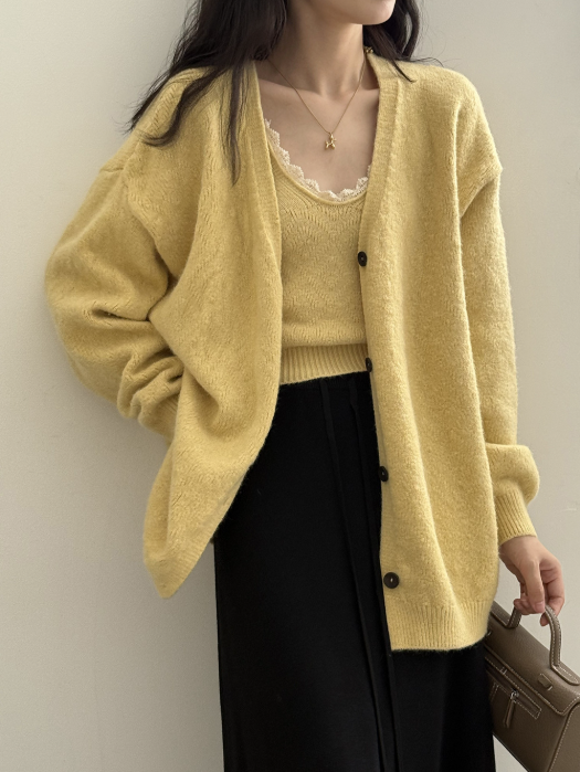 ソフトタッチニットカーデ&レーストリムキャミトップセット