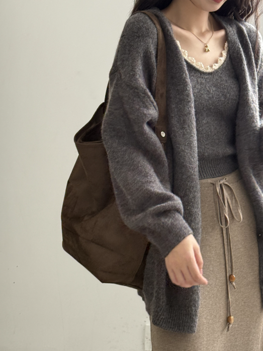 ソフトタッチニットカーデ&レーストリムキャミトップセット