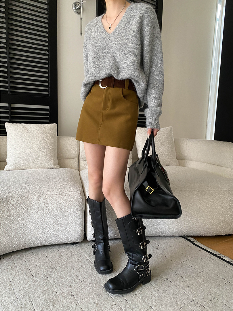 【11/28(金)PM12:00~販売START】Vネックループニットプルオーバ―