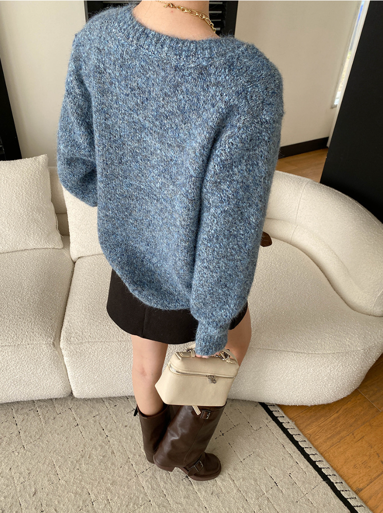 【11/28(金)PM12:00~販売START】Vネックループニットプルオーバ―