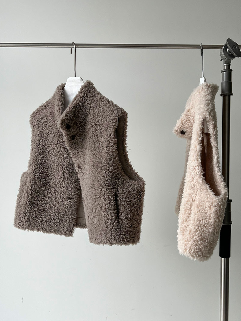 ムートンタッチショートベスト