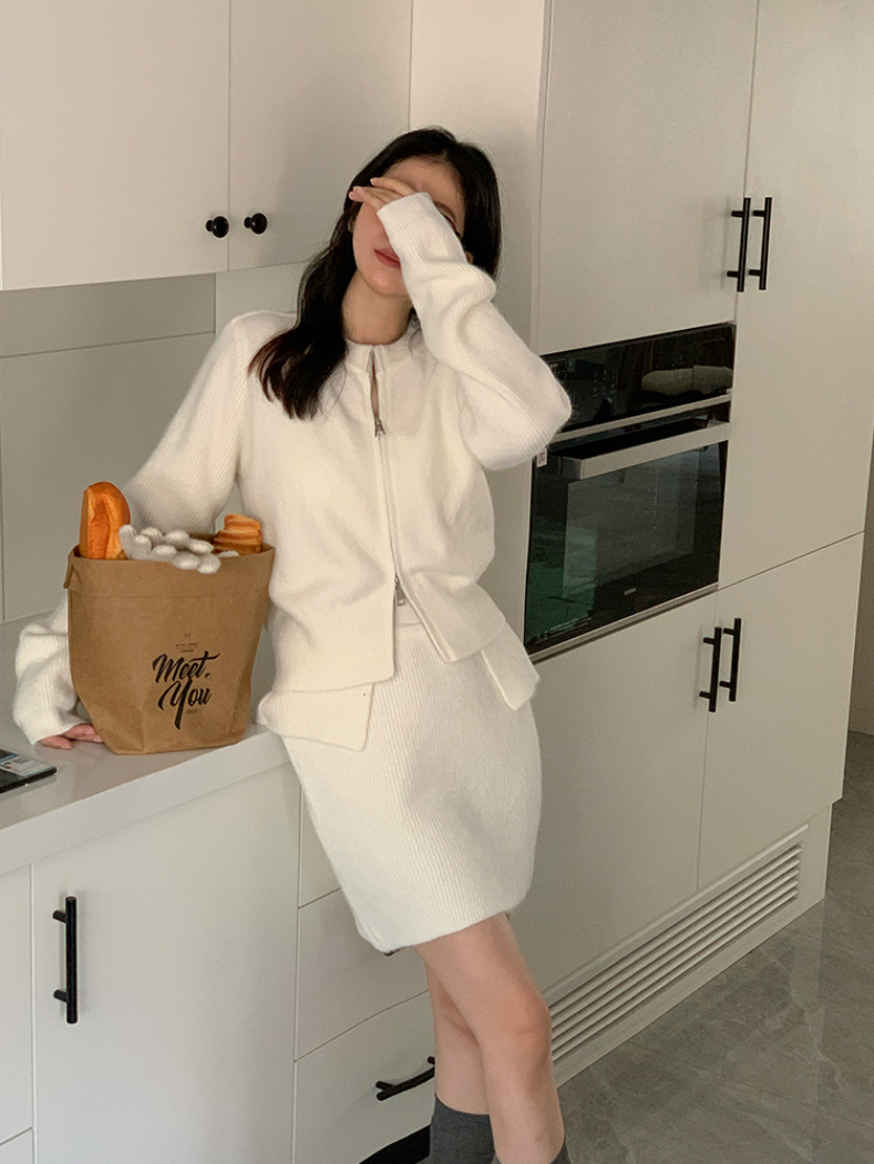 クラシックジップニット&スカ―トセット