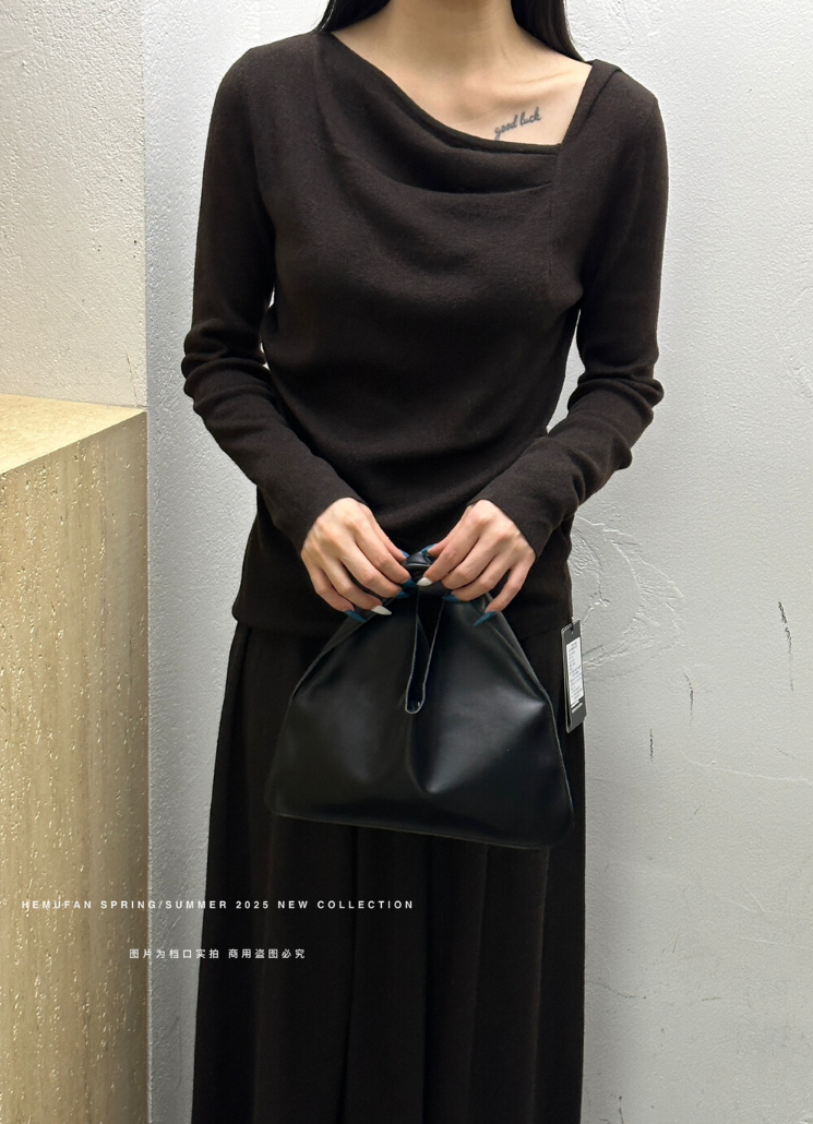 【即納】アシンメトリードレープネックニットトップス